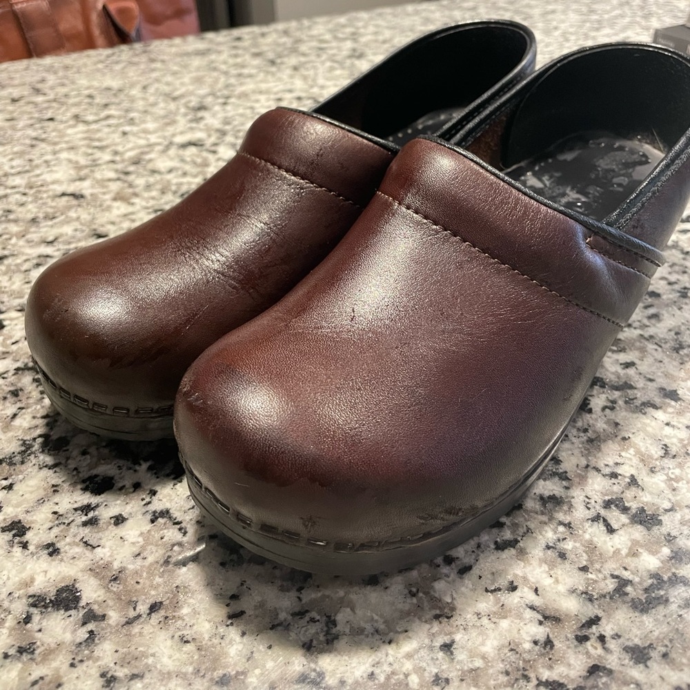 Sanita Clogs